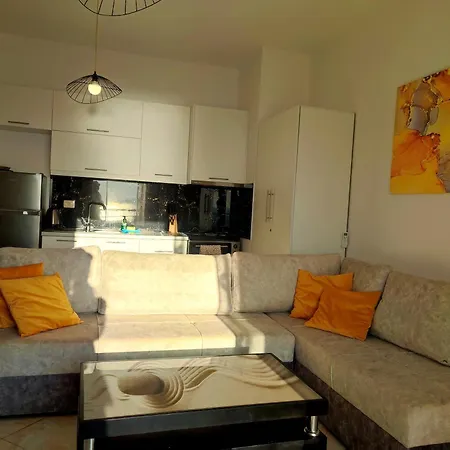 شقة Yellow Perfekt Apartment- Piekny Widok Na Korfu *