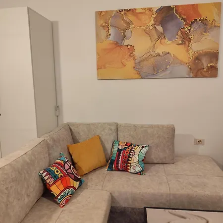 شقة Yellow Perfekt Apartment- Piekny Widok Na Korfu